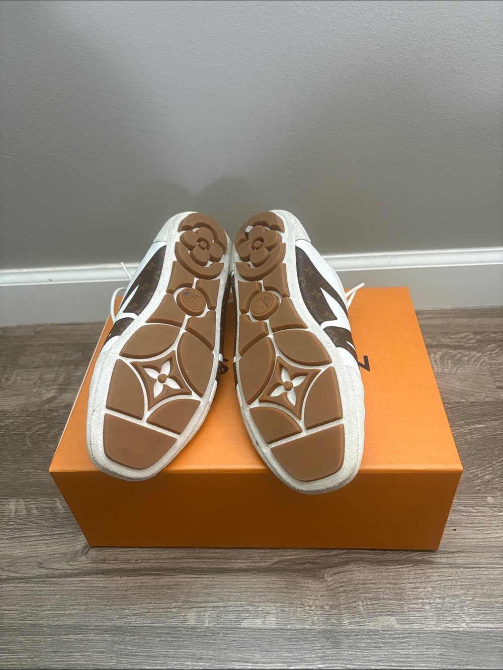 Louis Vuitton White and Brown Logo Accent Sneakers - Picture 3 of 5